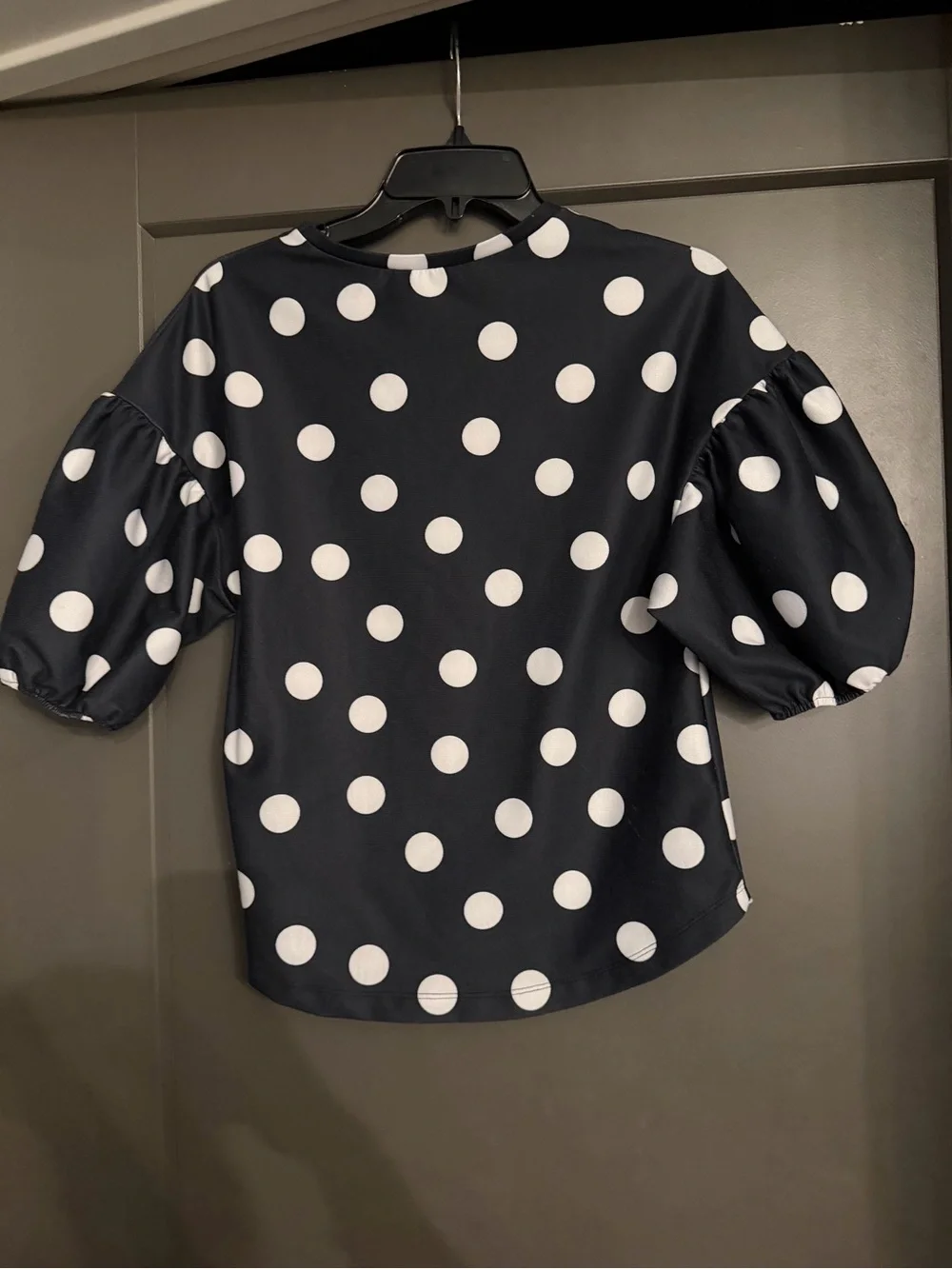 Zara Adorable Black and White Polka Dot Puff Sleeve Blouse size Small
